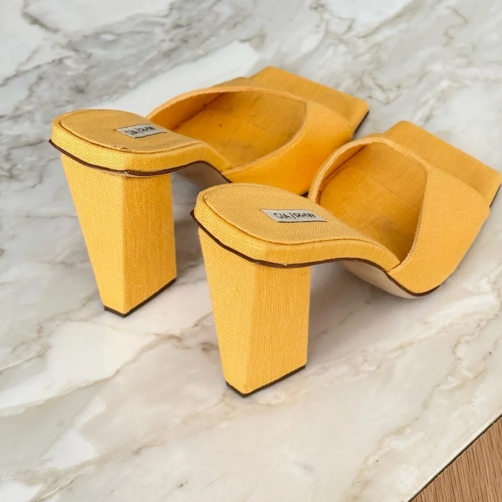 Gia Borghini Yellow Heeled Sandals with Chunky Block Heel - Picture 3 of 5